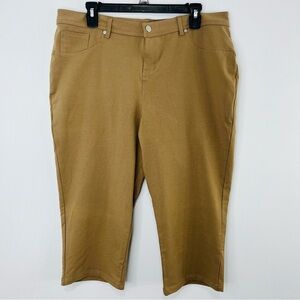 Women with control capri pants